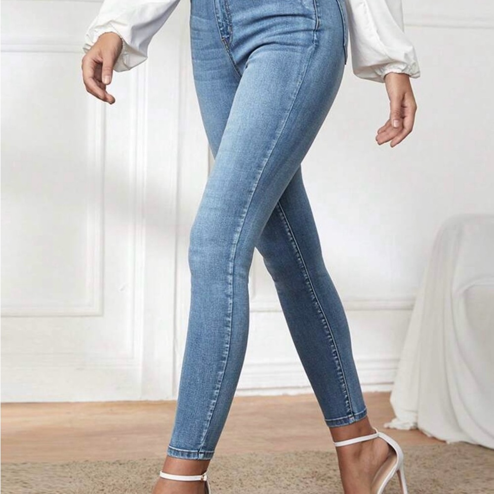 SHEIN Blue Skinny High-Rise Jeans